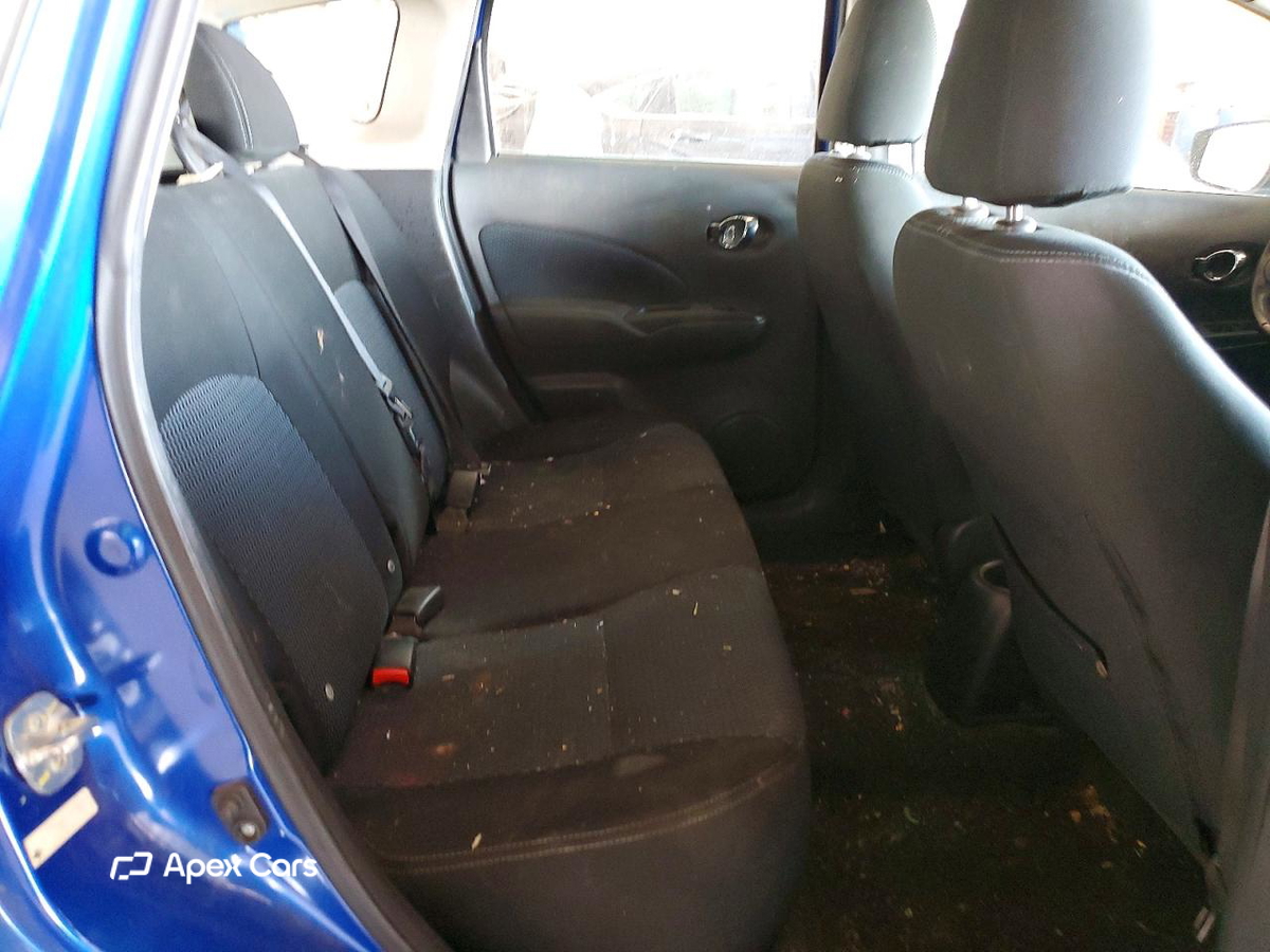 Nissan Versa 2016