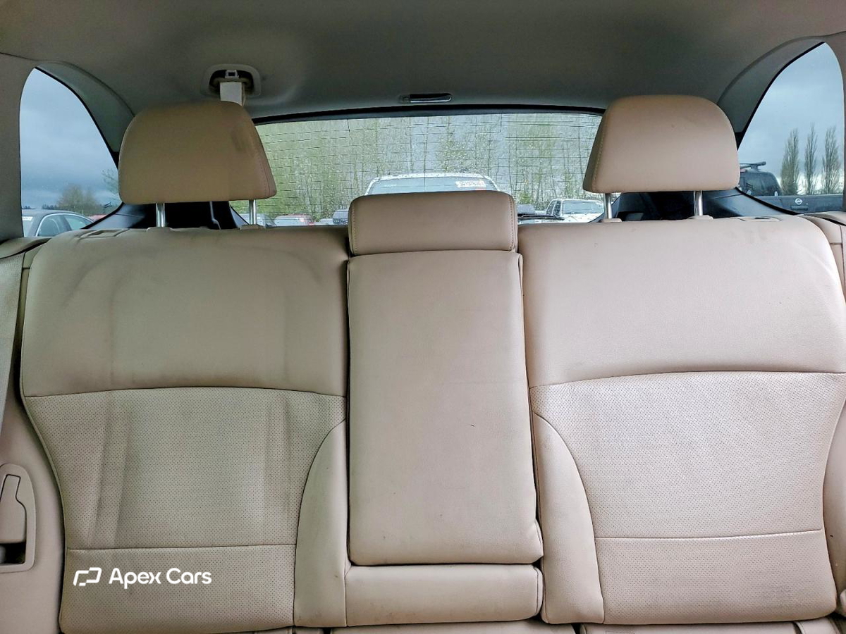 Subaru Outback 2016