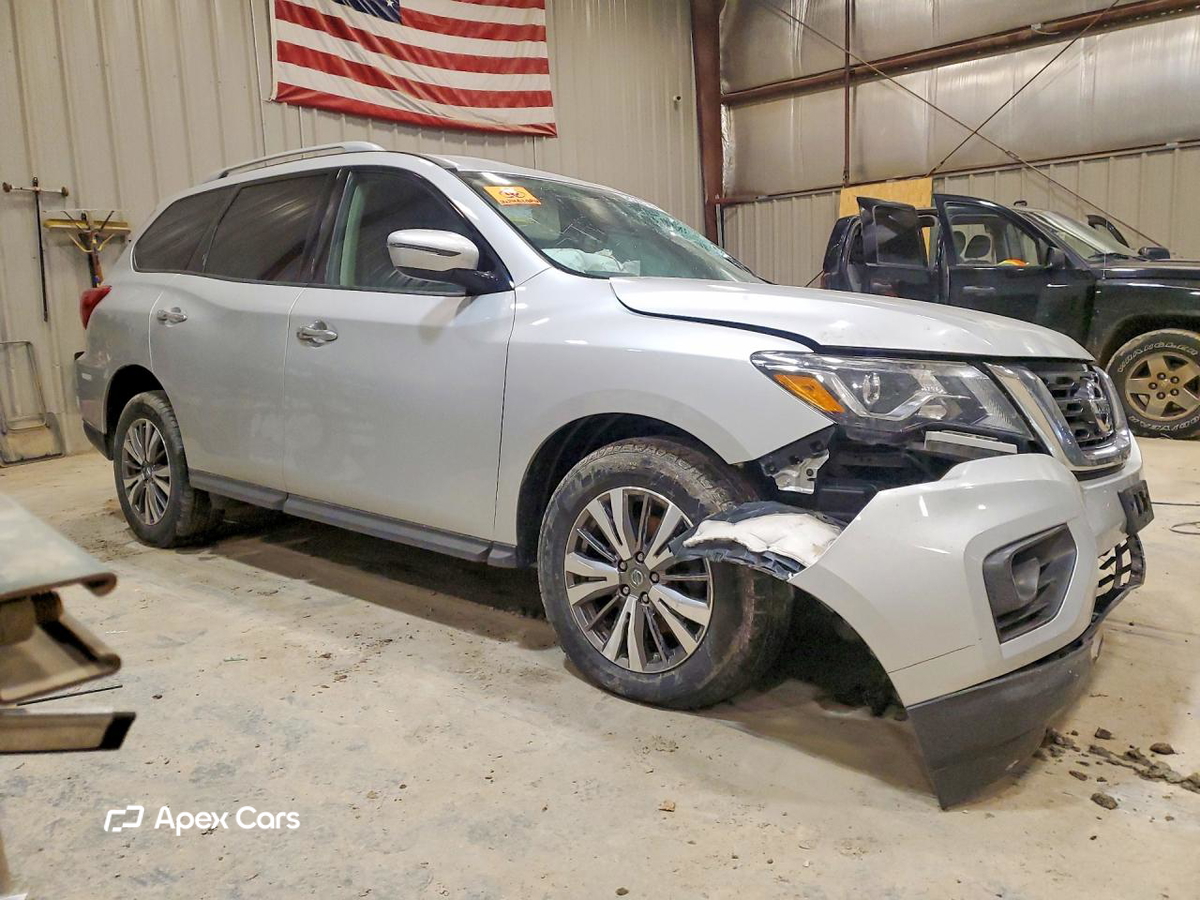 Nissan Pathfinder 2019