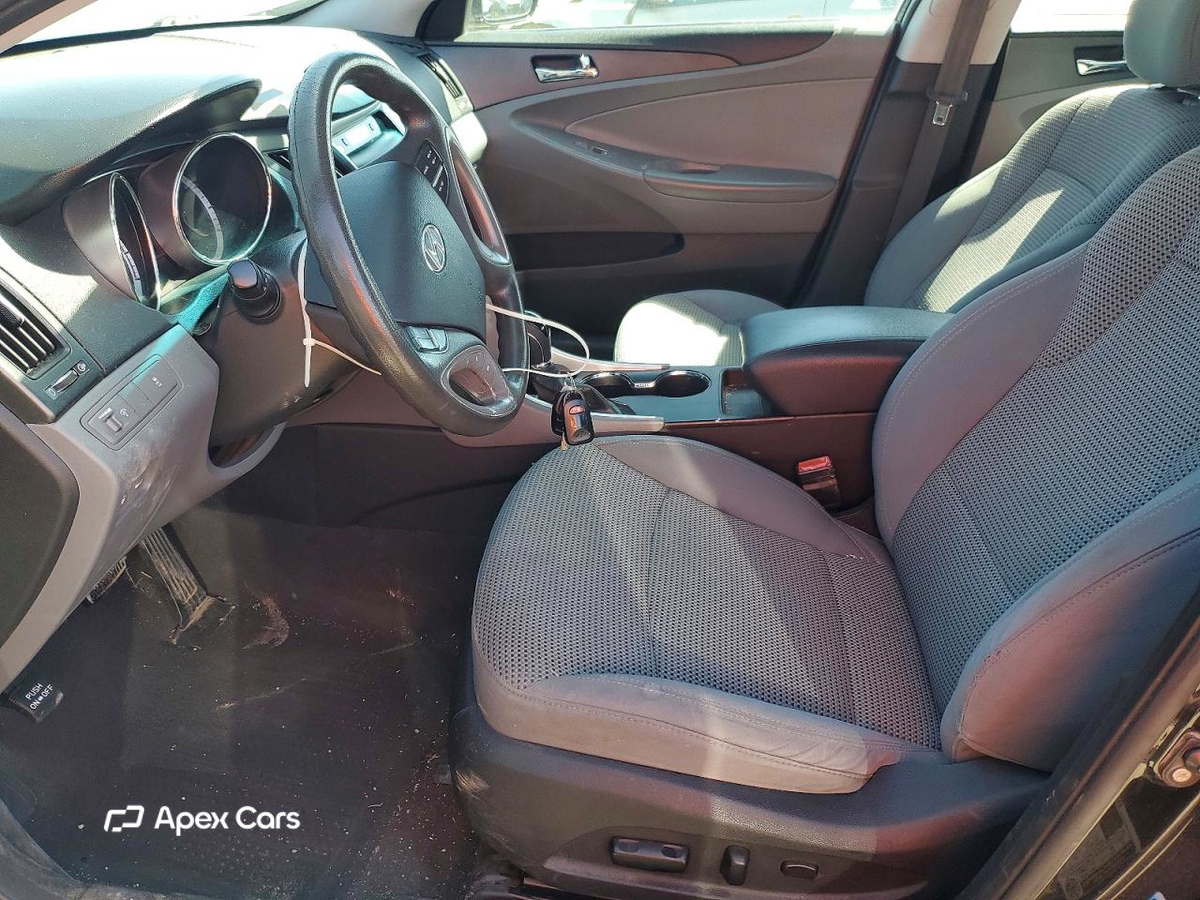 Hyundai Sonata 2011
