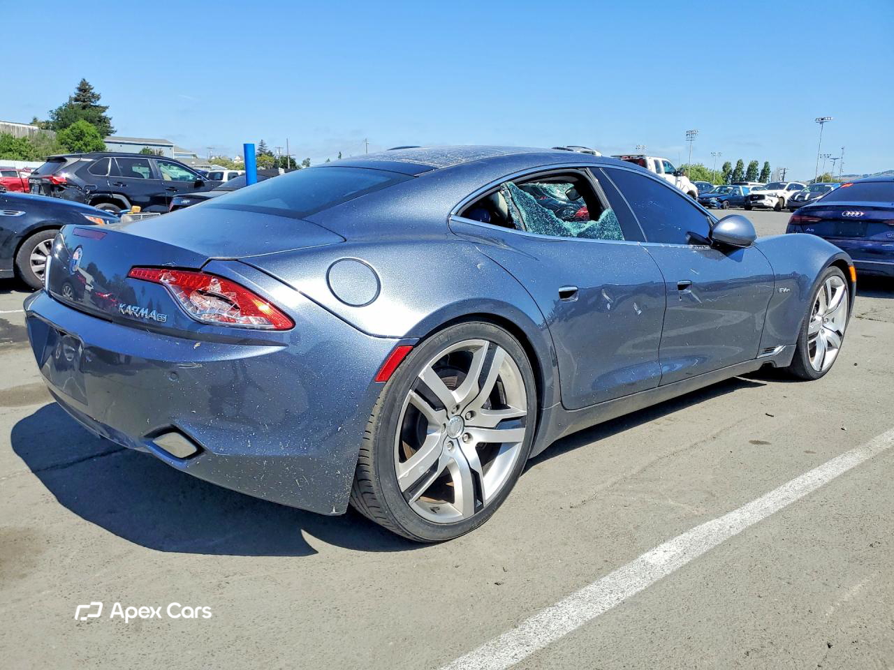 Fisker Karma 2012