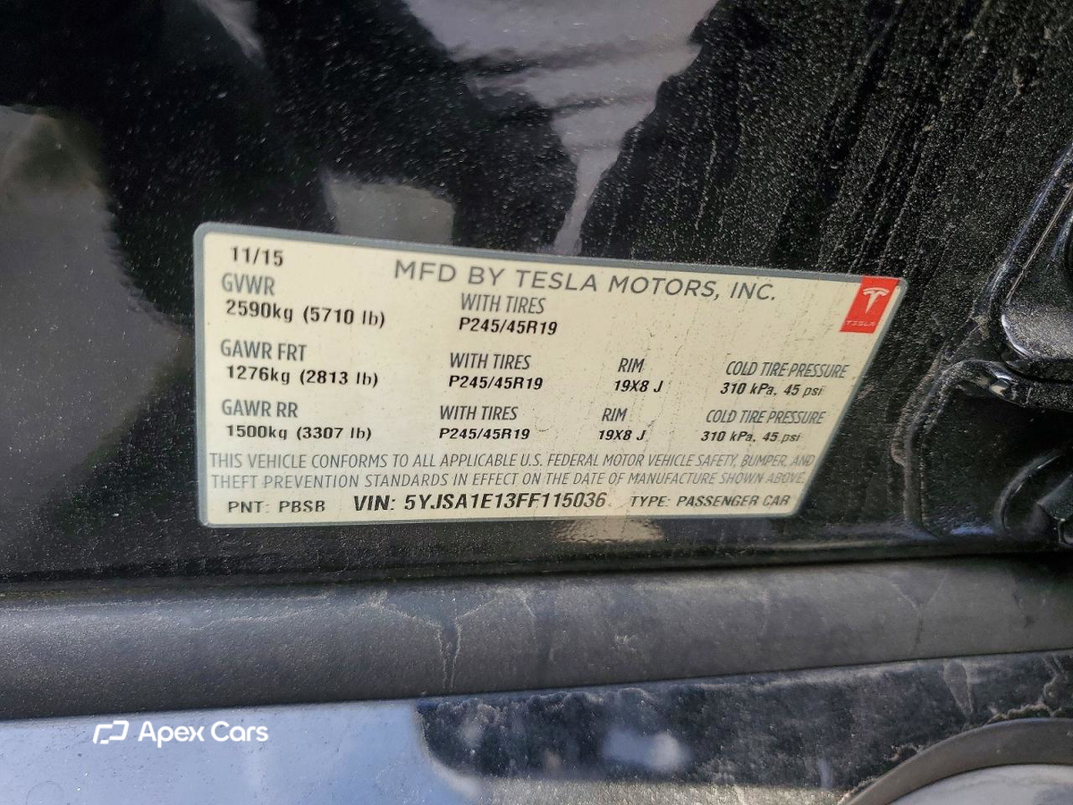 Tesla Model S 2015