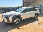 Subaru Outback 2025