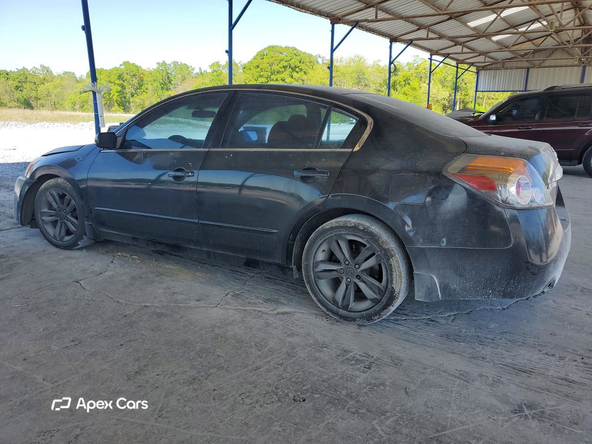 Nissan Altima 2011