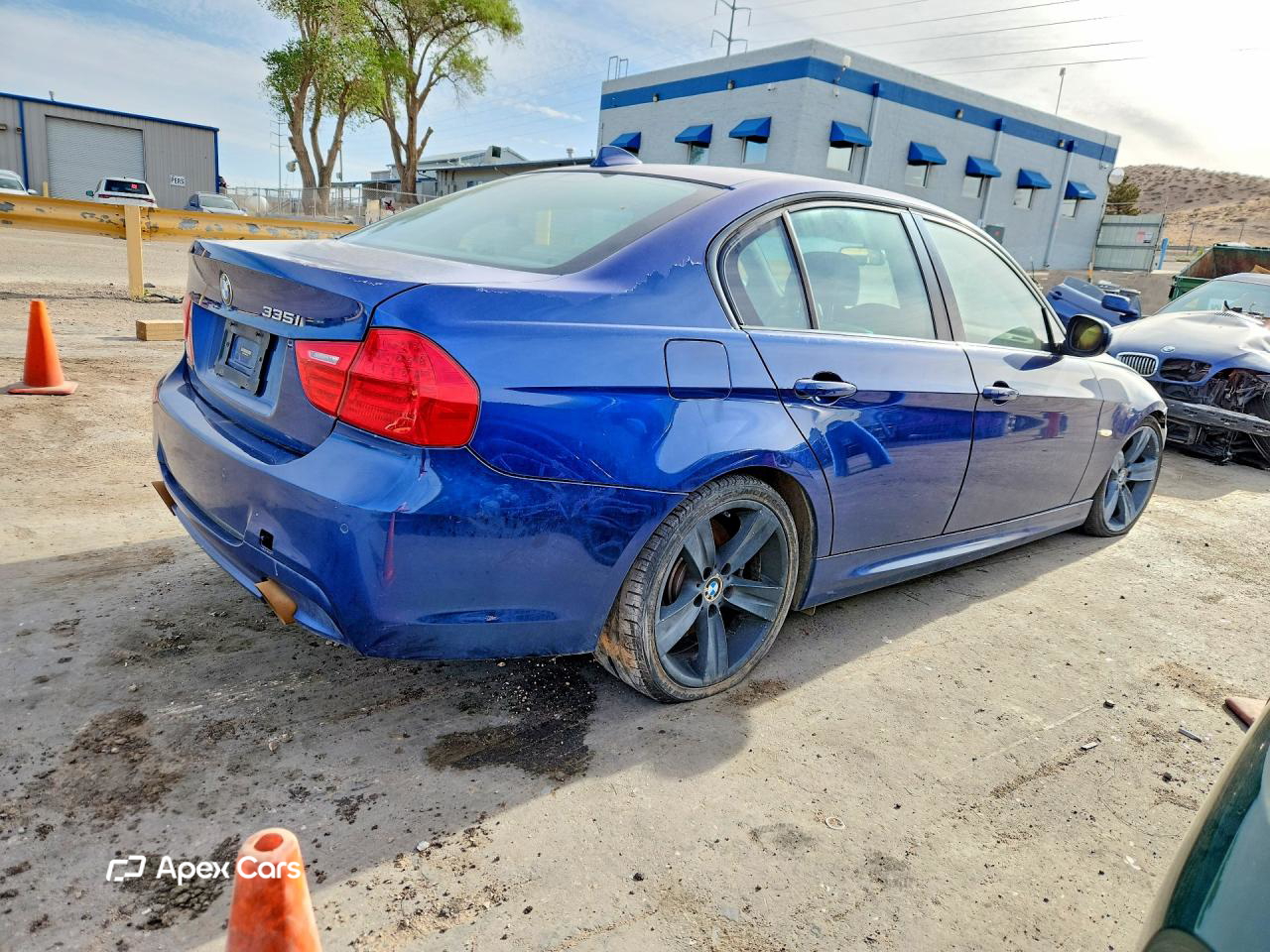 BMW Series 3 2011