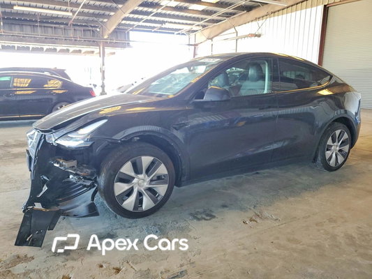 Tesla Model Y 2024 - Zdjęcie 1 z 13