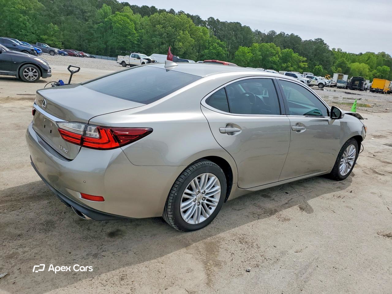 Lexus ES 2016