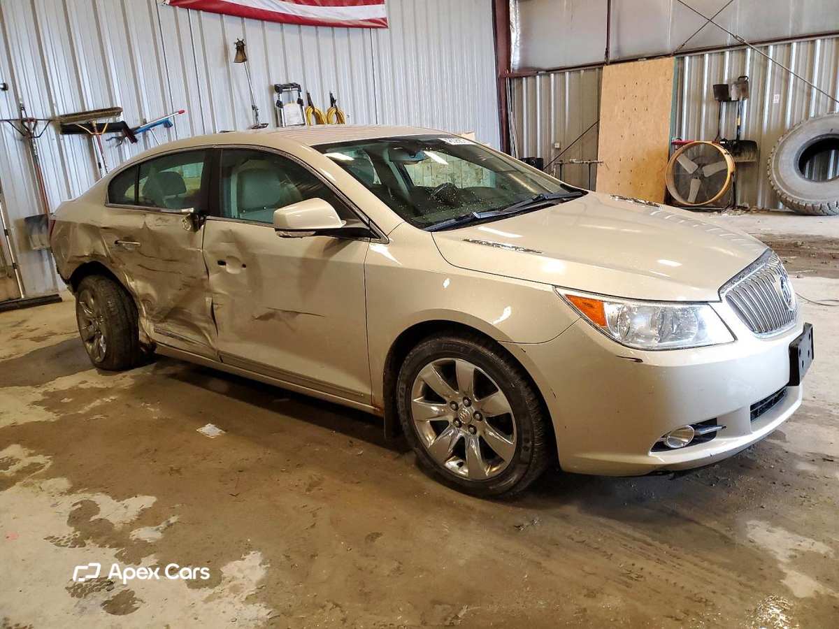 Buick LaCrosse 2011