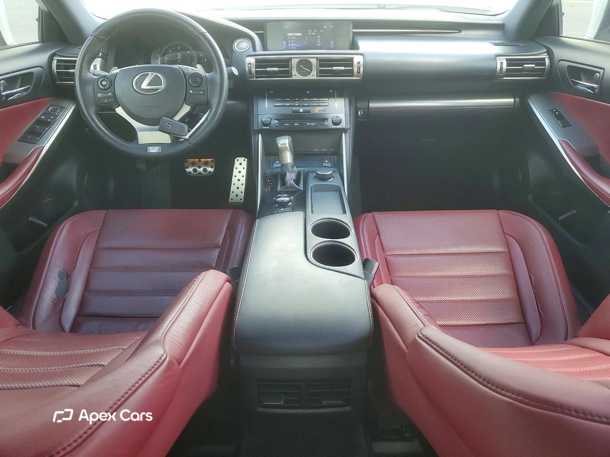 Lexus IS 2014