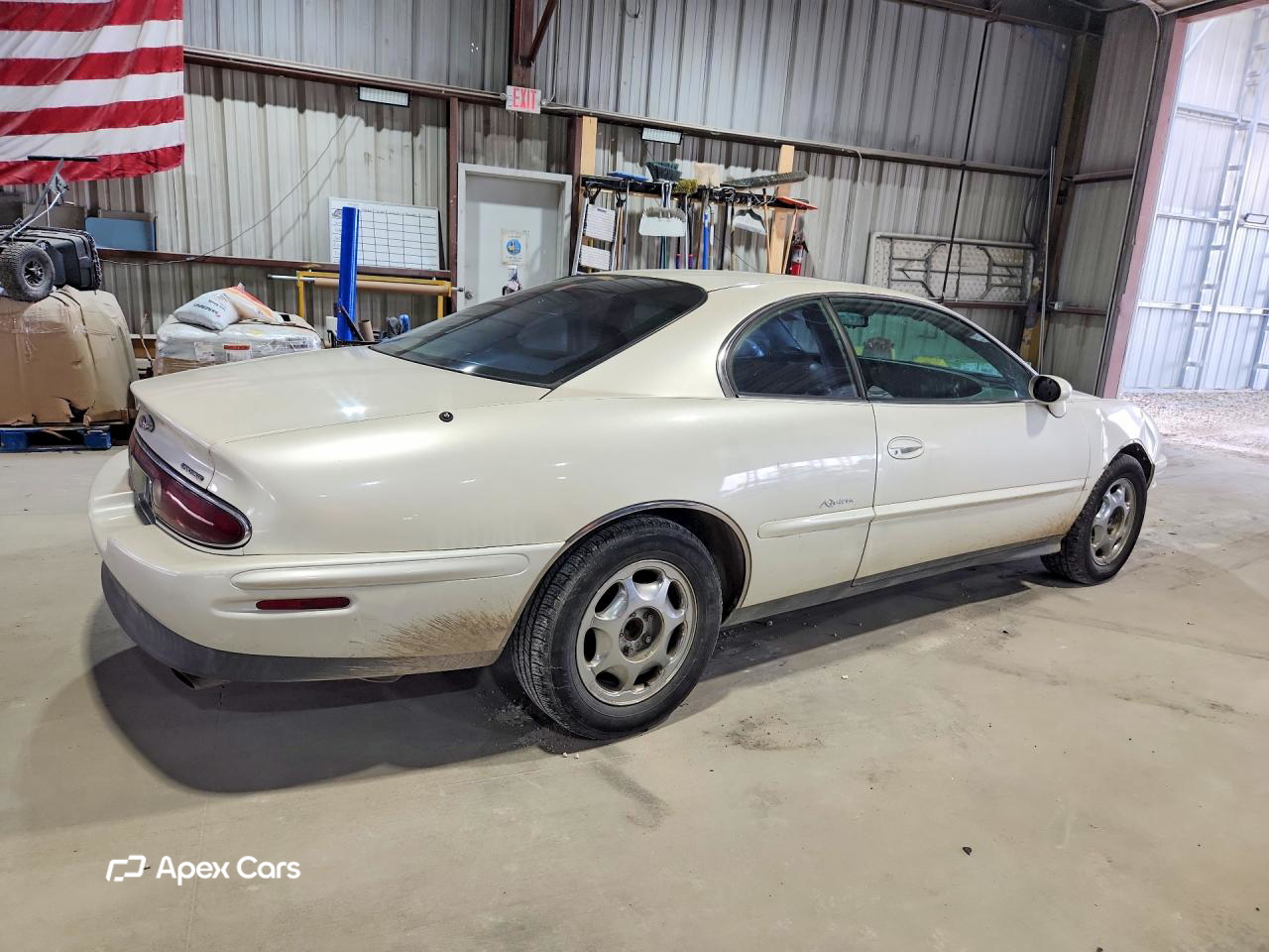 Buick Riviera 1997