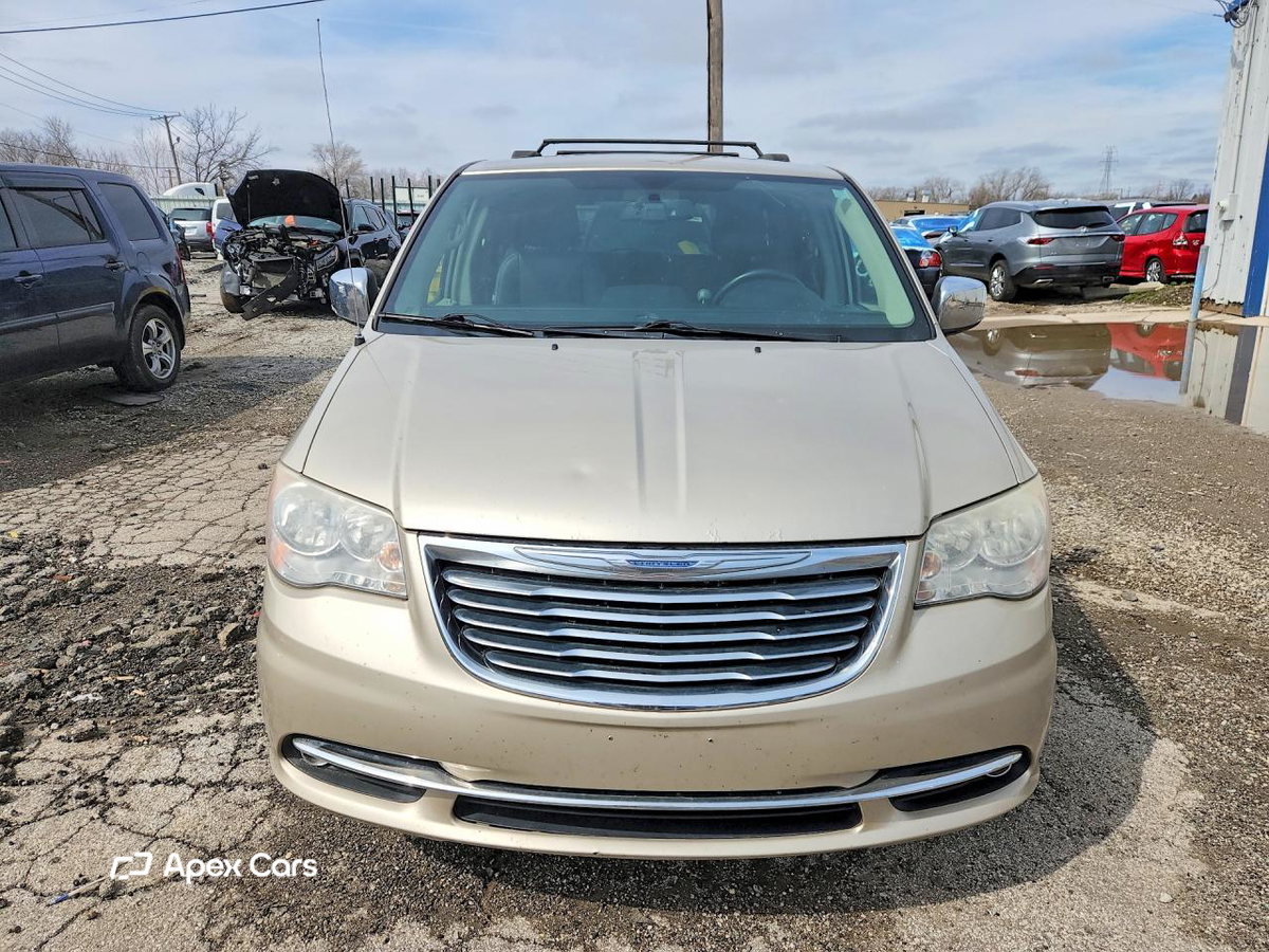 Chrysler Voyager 2012