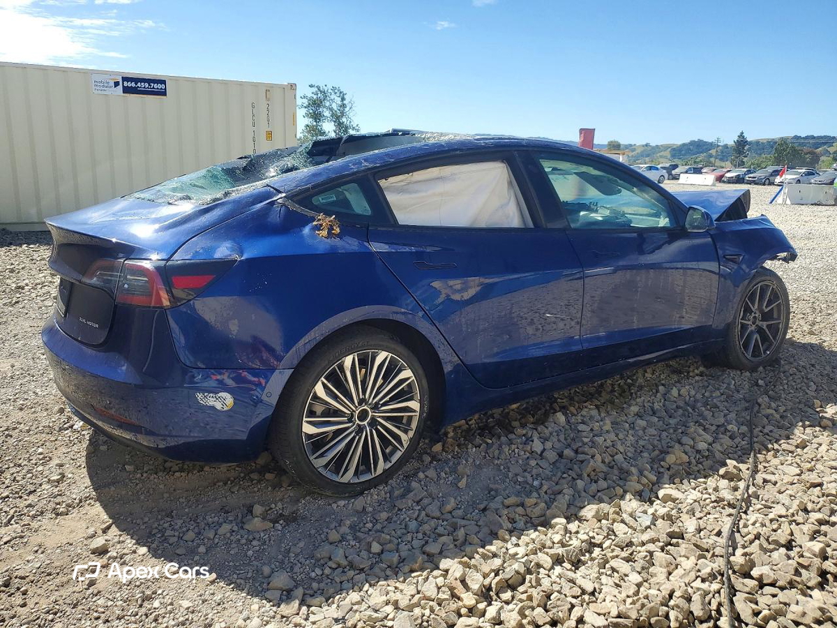 Tesla Model 3 2022