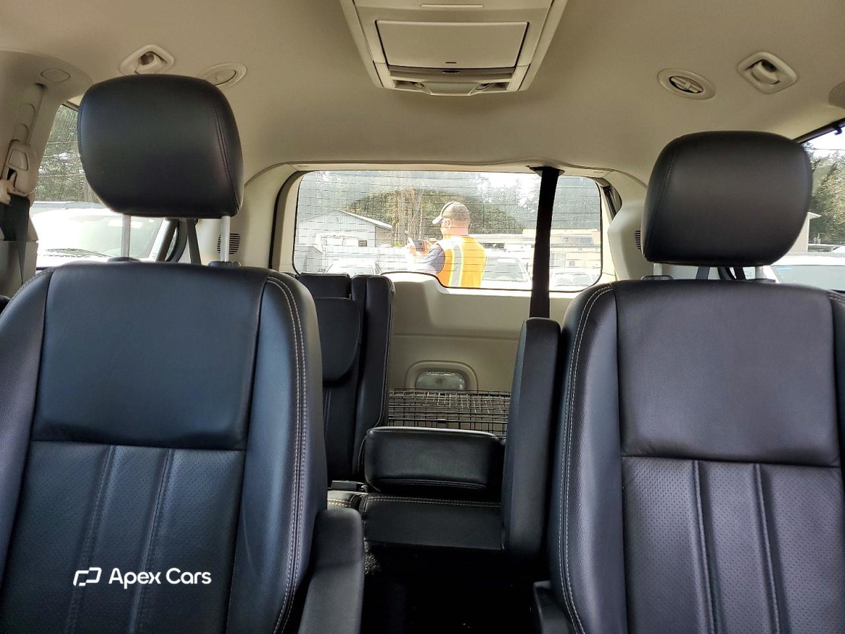 Chrysler Voyager 2012