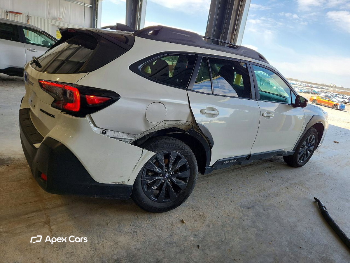 Subaru Outback 2024