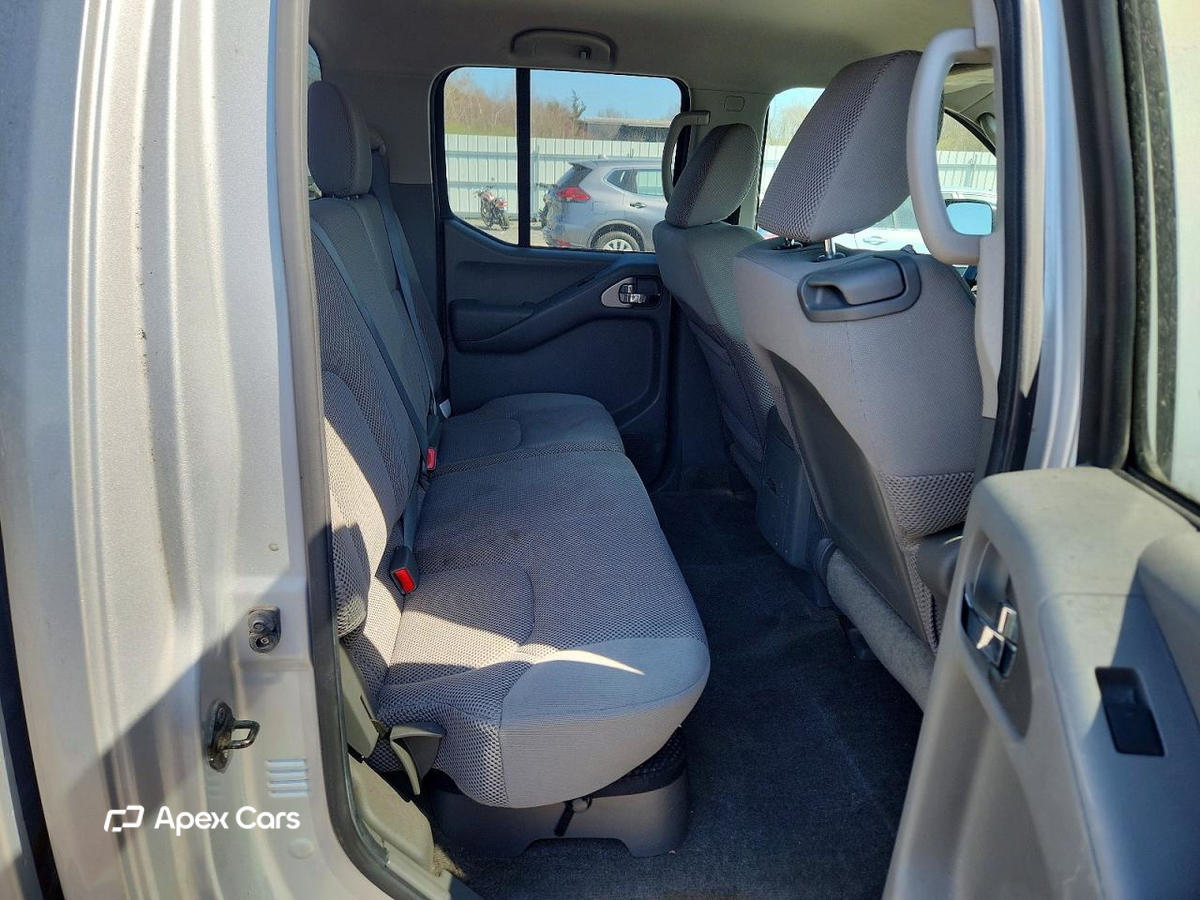 Nissan Navara (Frontier) 2010