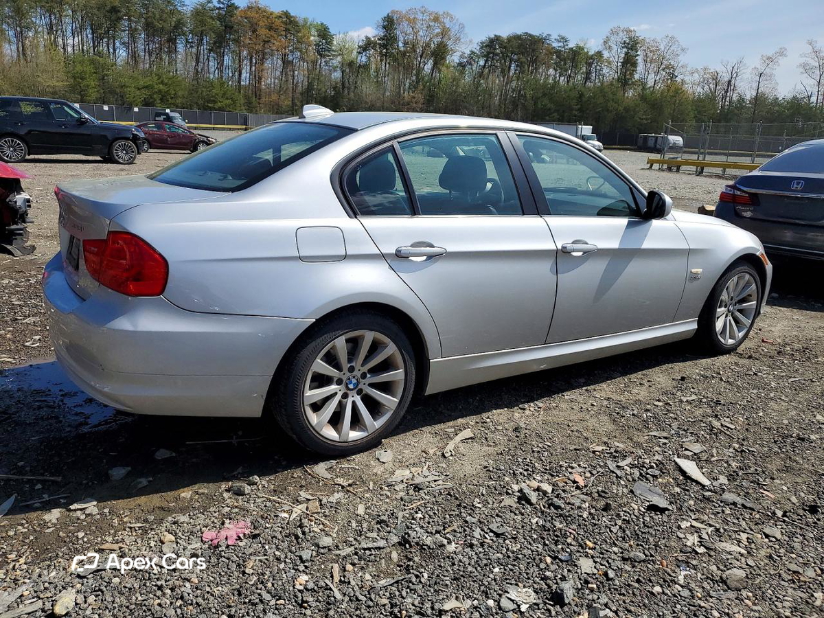 BMW Series 3 2011