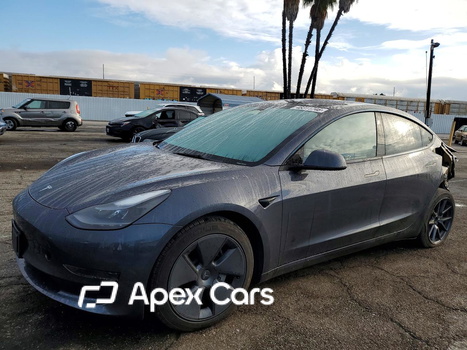 Tesla Model 3 2023 - Image 1 of 12