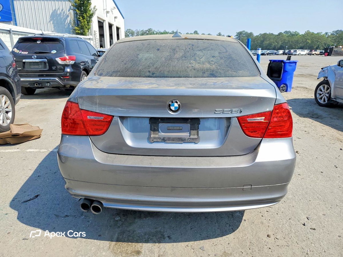 BMW Series 3 2011