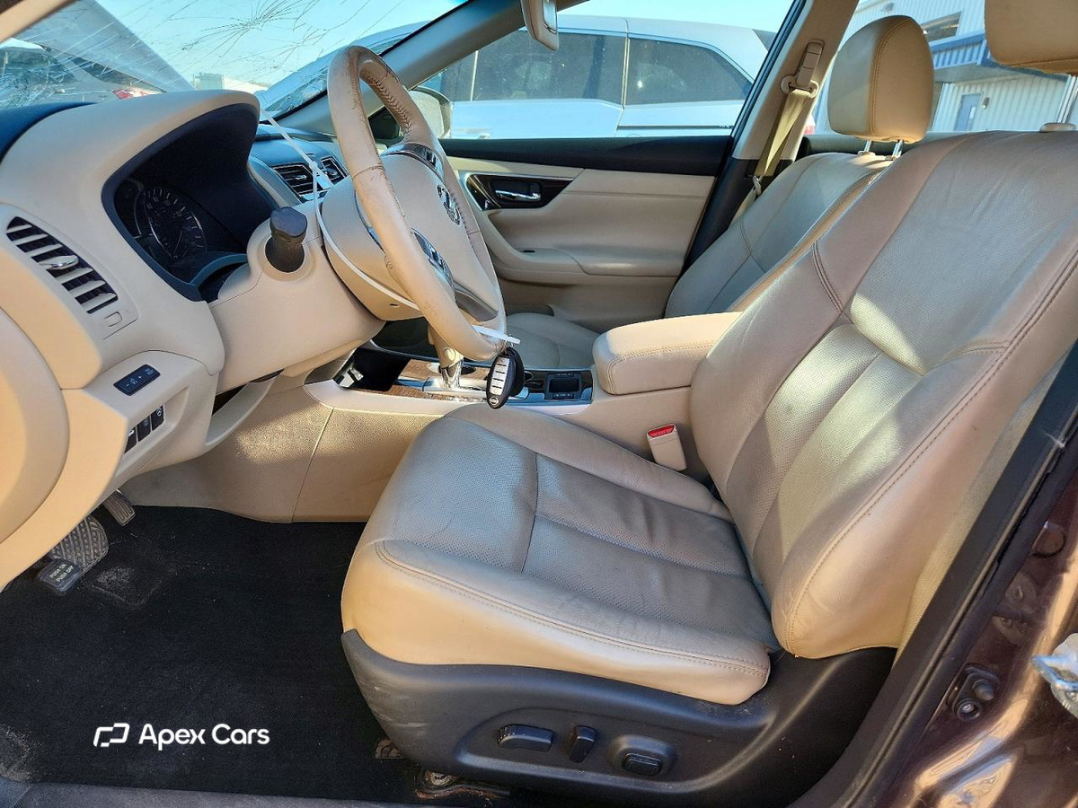 Nissan Altima 2015