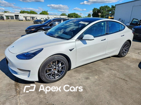 Tesla Model 3 2022 - Zdjęcie 1 z 5