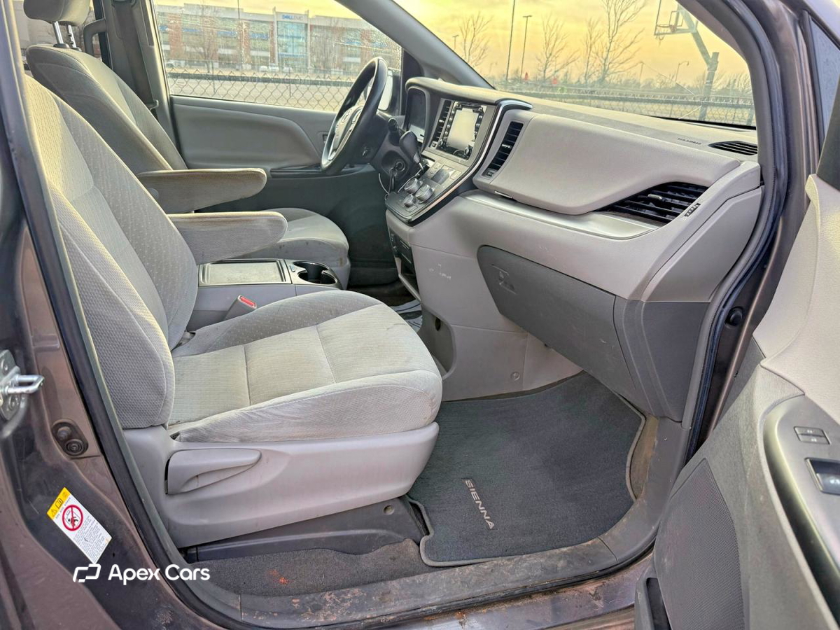 Toyota Sienna 2018