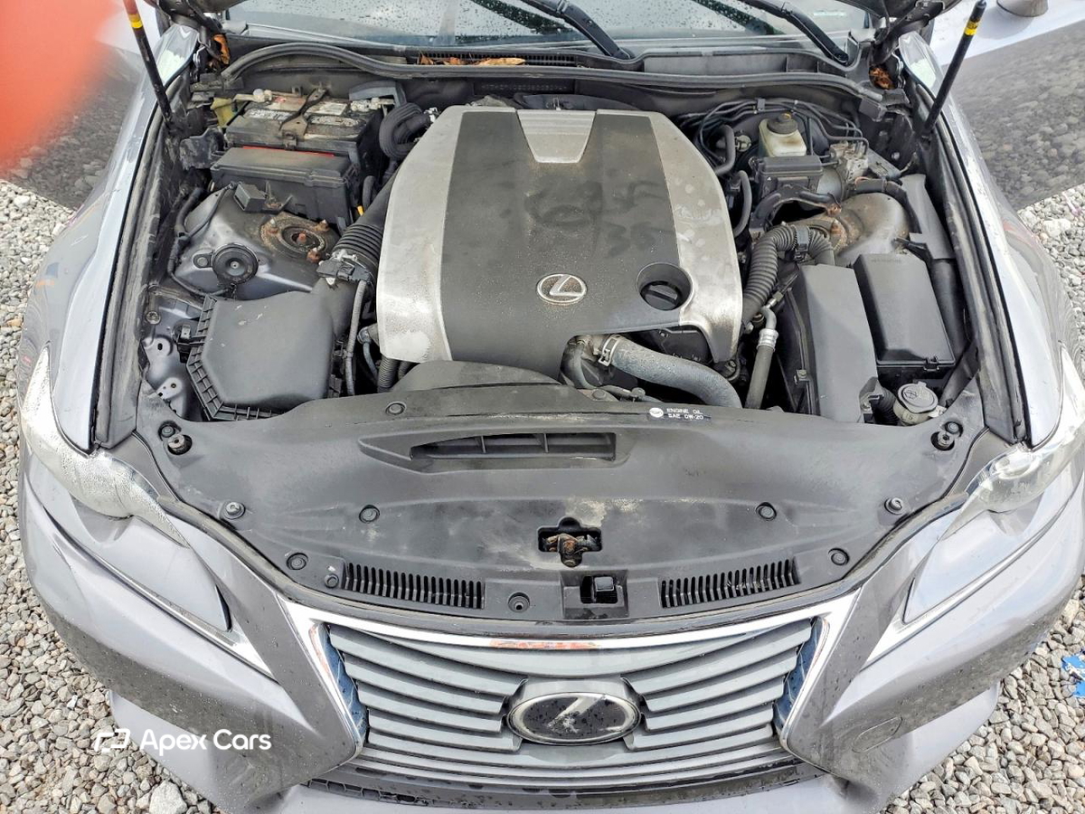 Lexus IS 2016