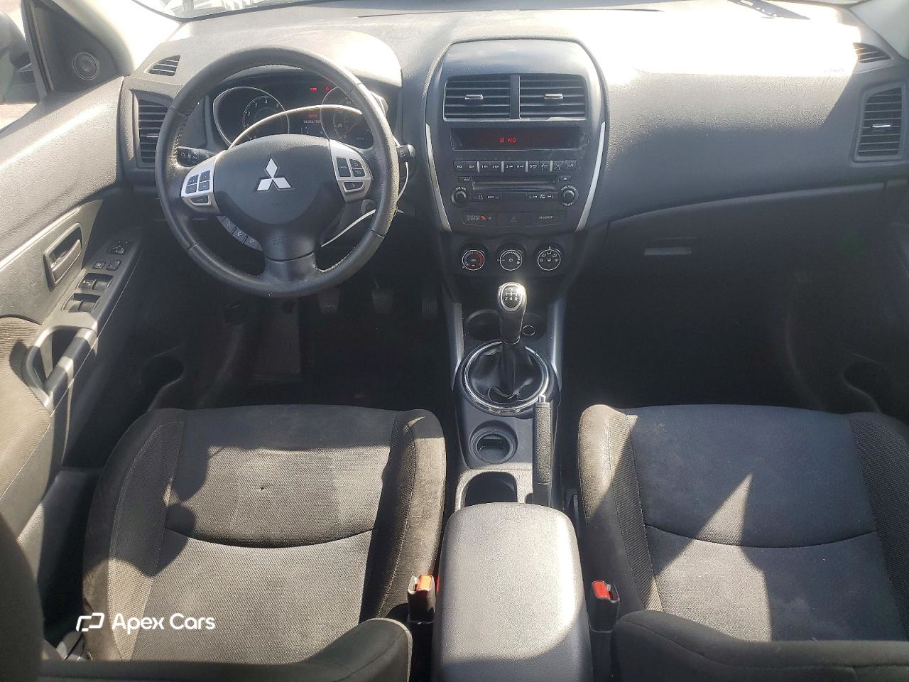 Mitsubishi Outlander 2012