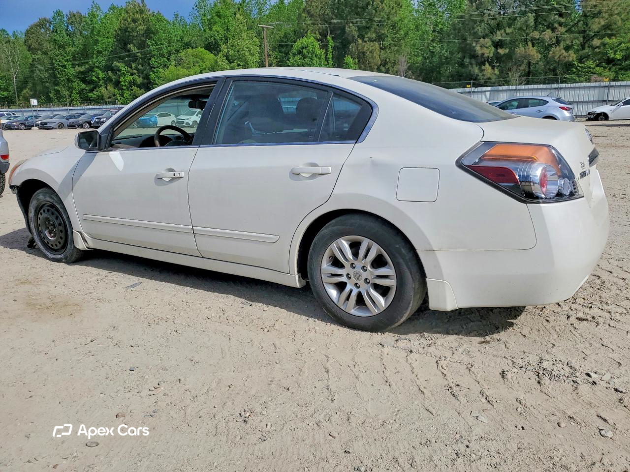 Nissan Altima 2010