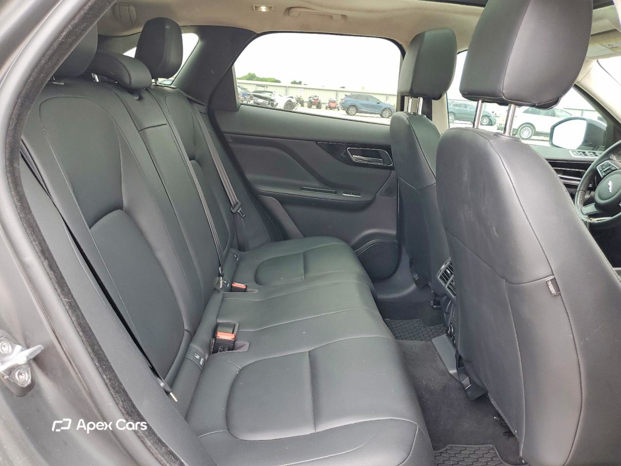 Jaguar F-Pace 2019