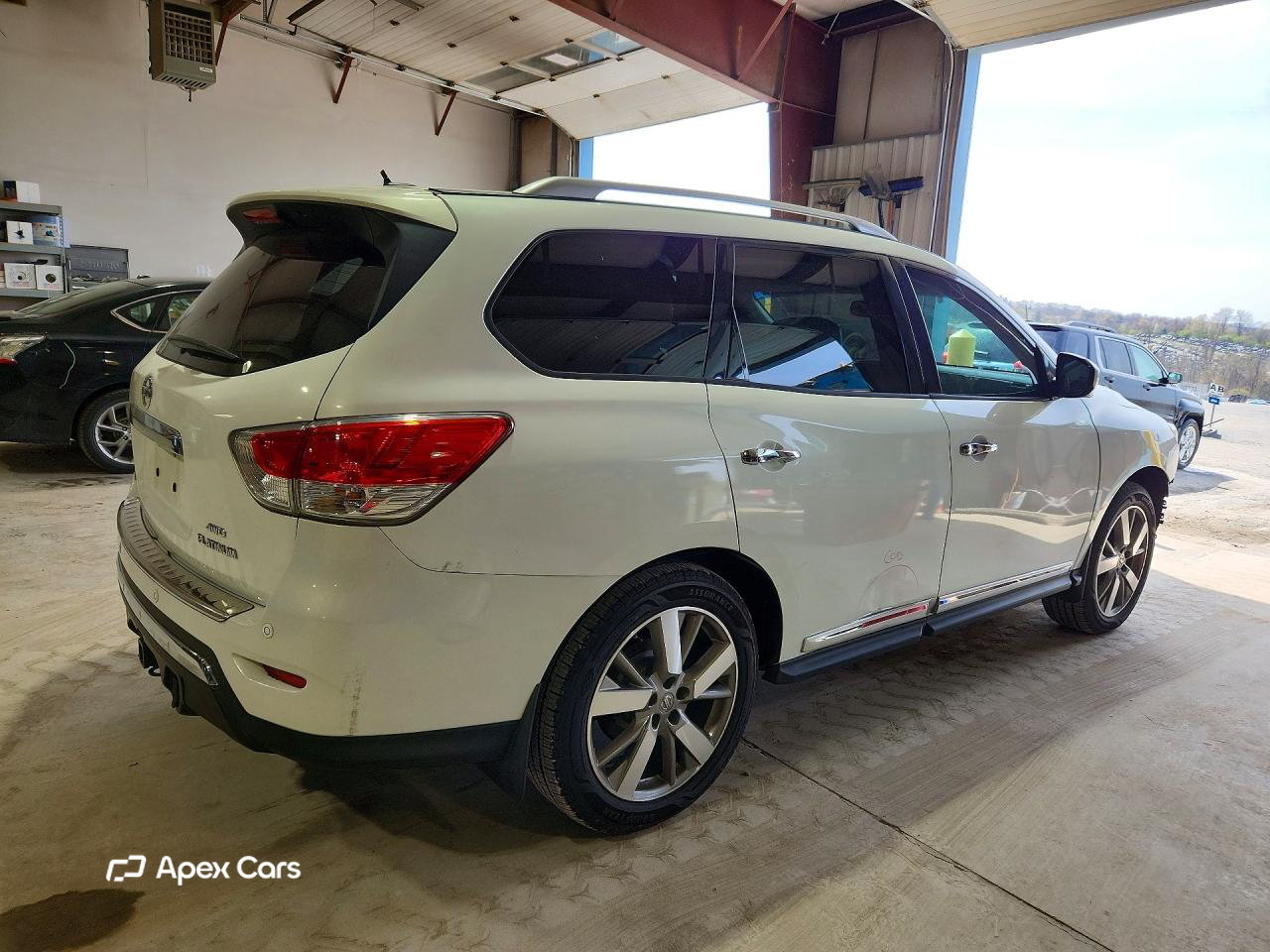 Nissan Pathfinder 2014
