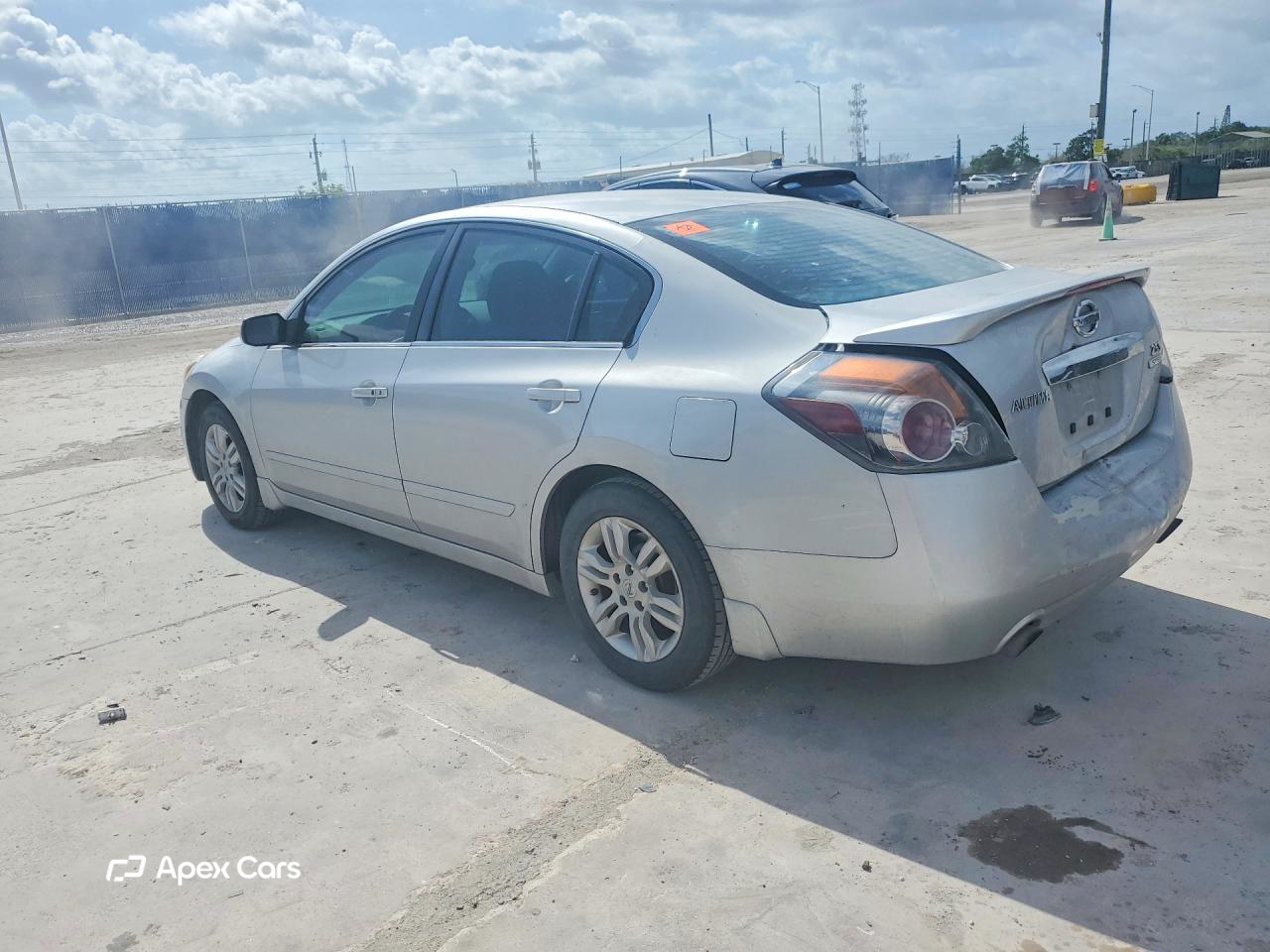Nissan Altima 2011