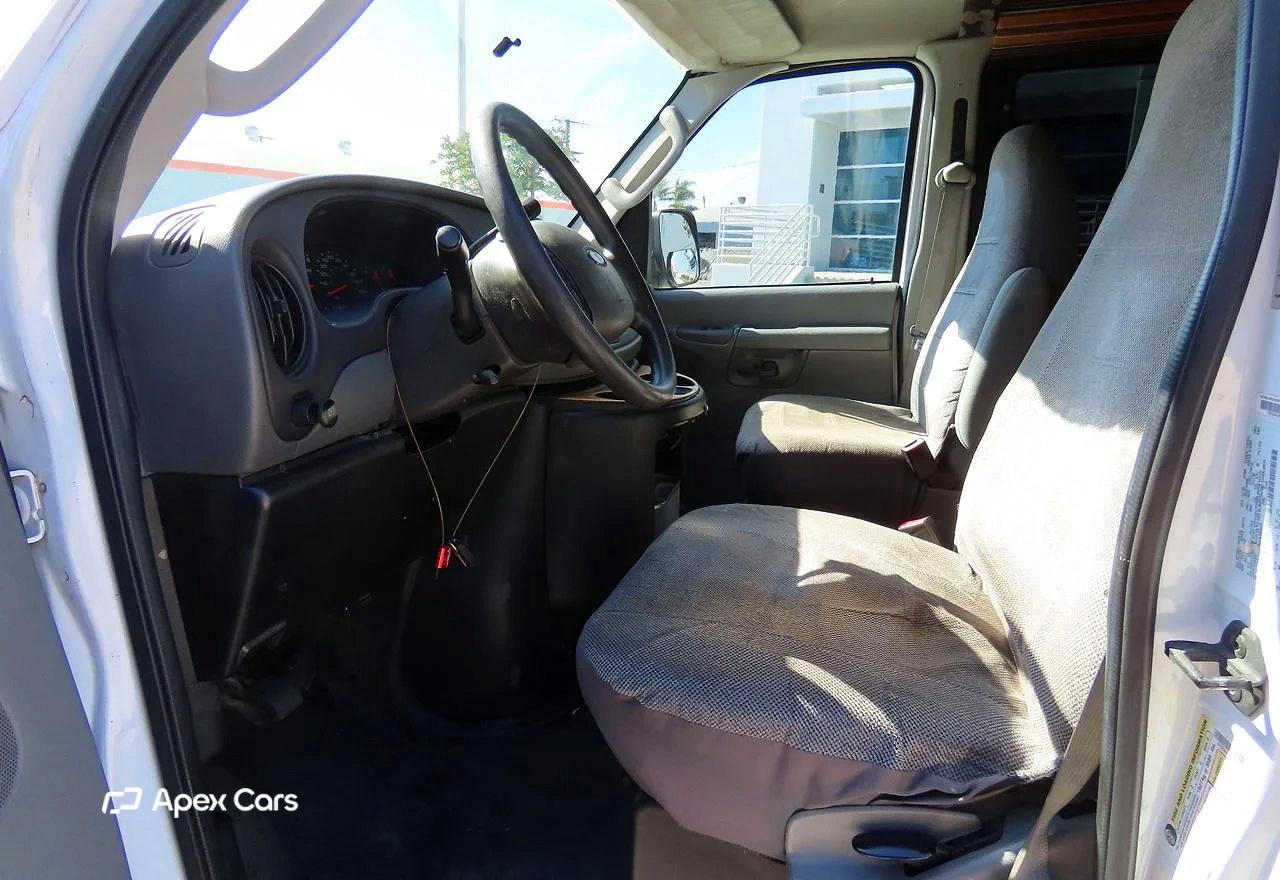 Ford Econoline 2008