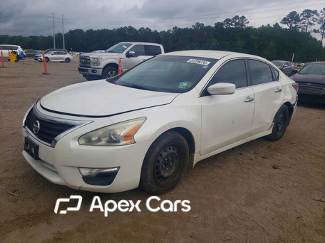 Nissan Altima 2015 - Zdjęcie 1 z 12