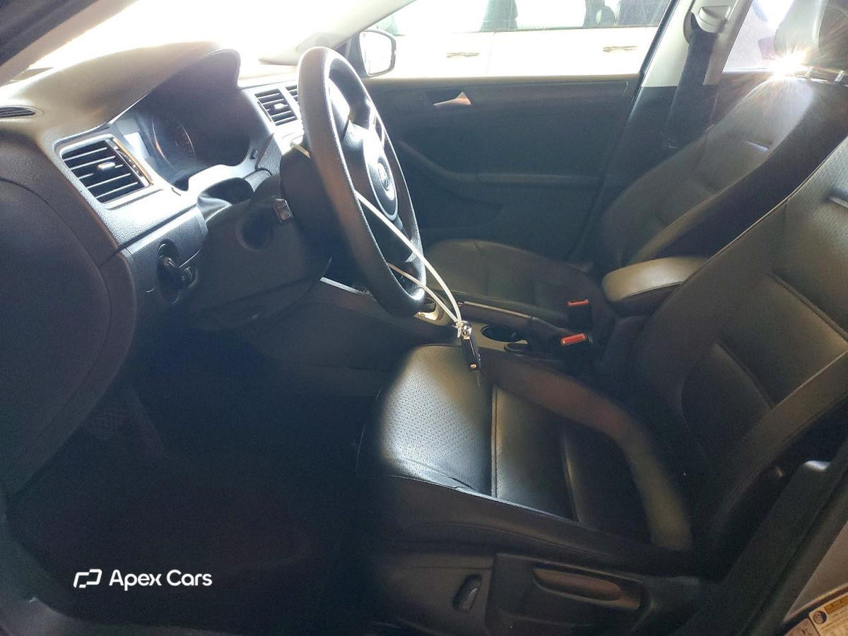 Volkswagen Jetta 2014