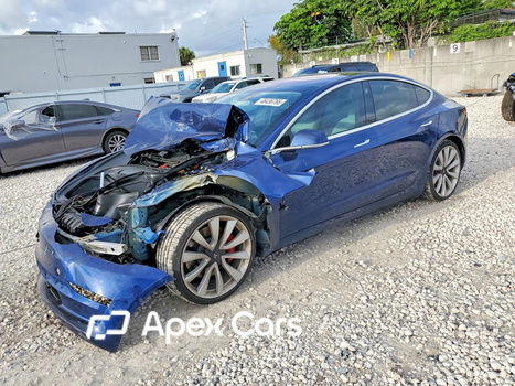 Tesla Model 3 2018 - Zdjęcie 1 z 13