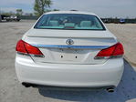 Toyota Avalon 2011