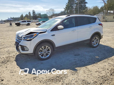 Ford Escape 2018 - Image 1 of 13
