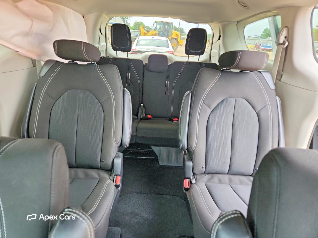 Chrysler Voyager 2024