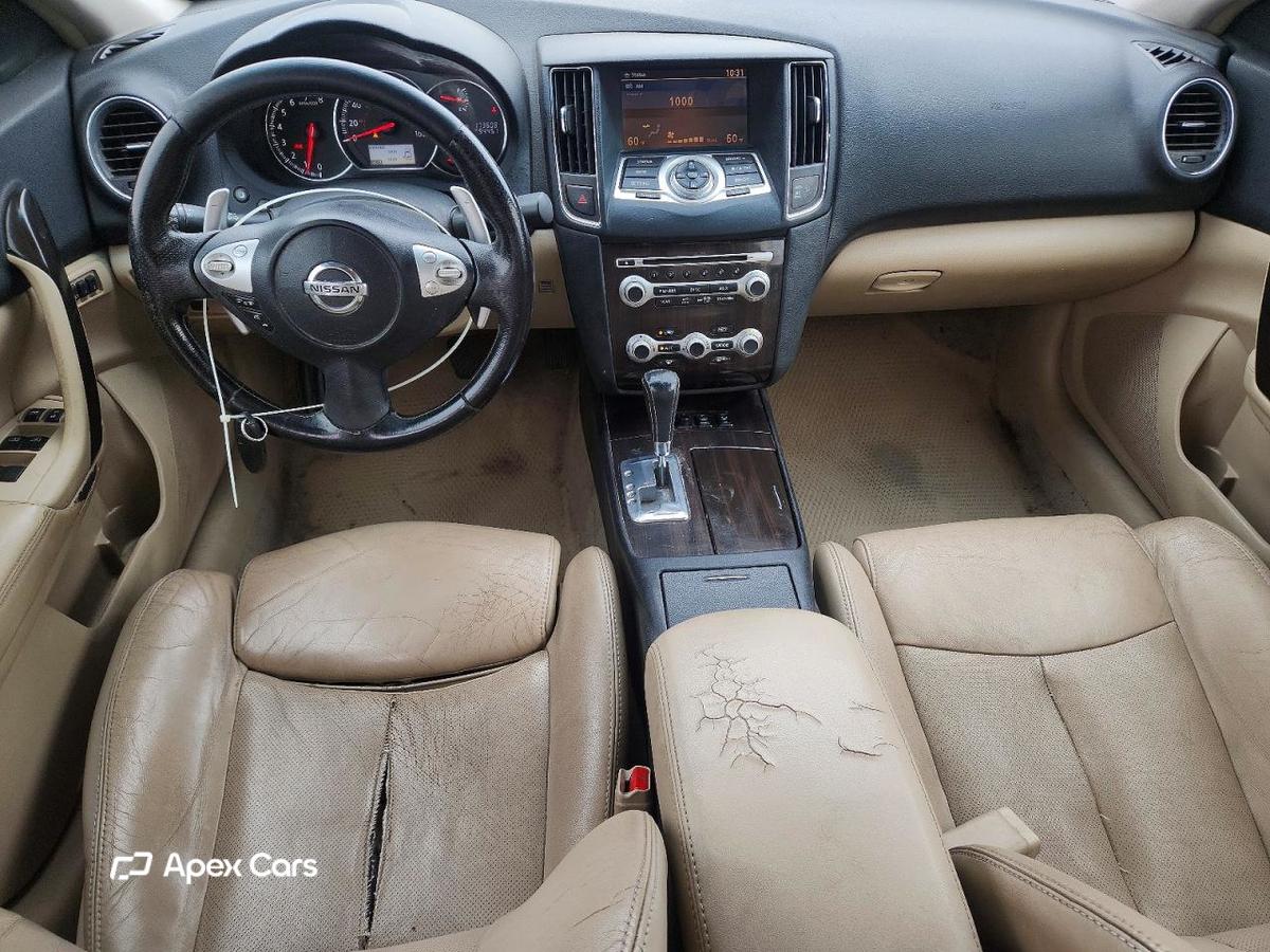Nissan Maxima 2012