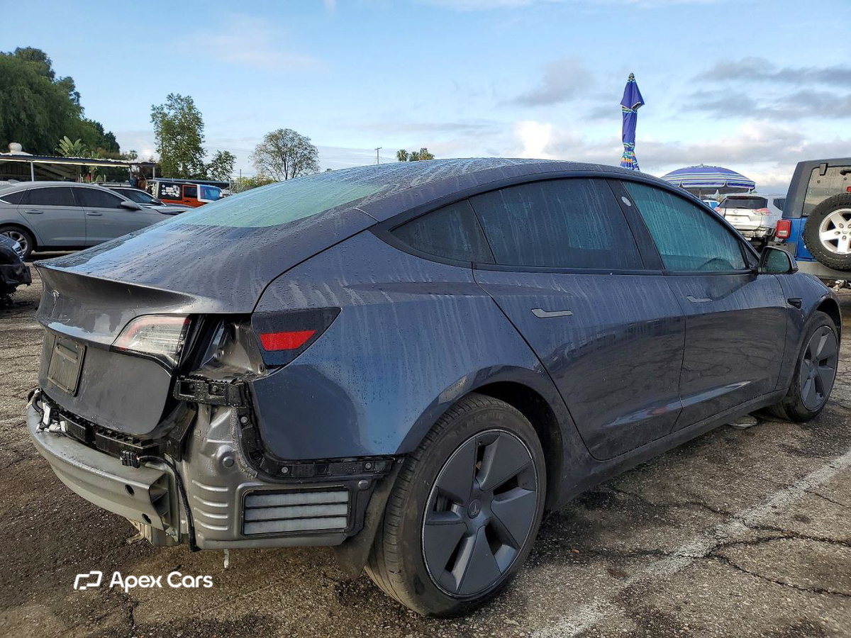 Tesla Model 3 2023