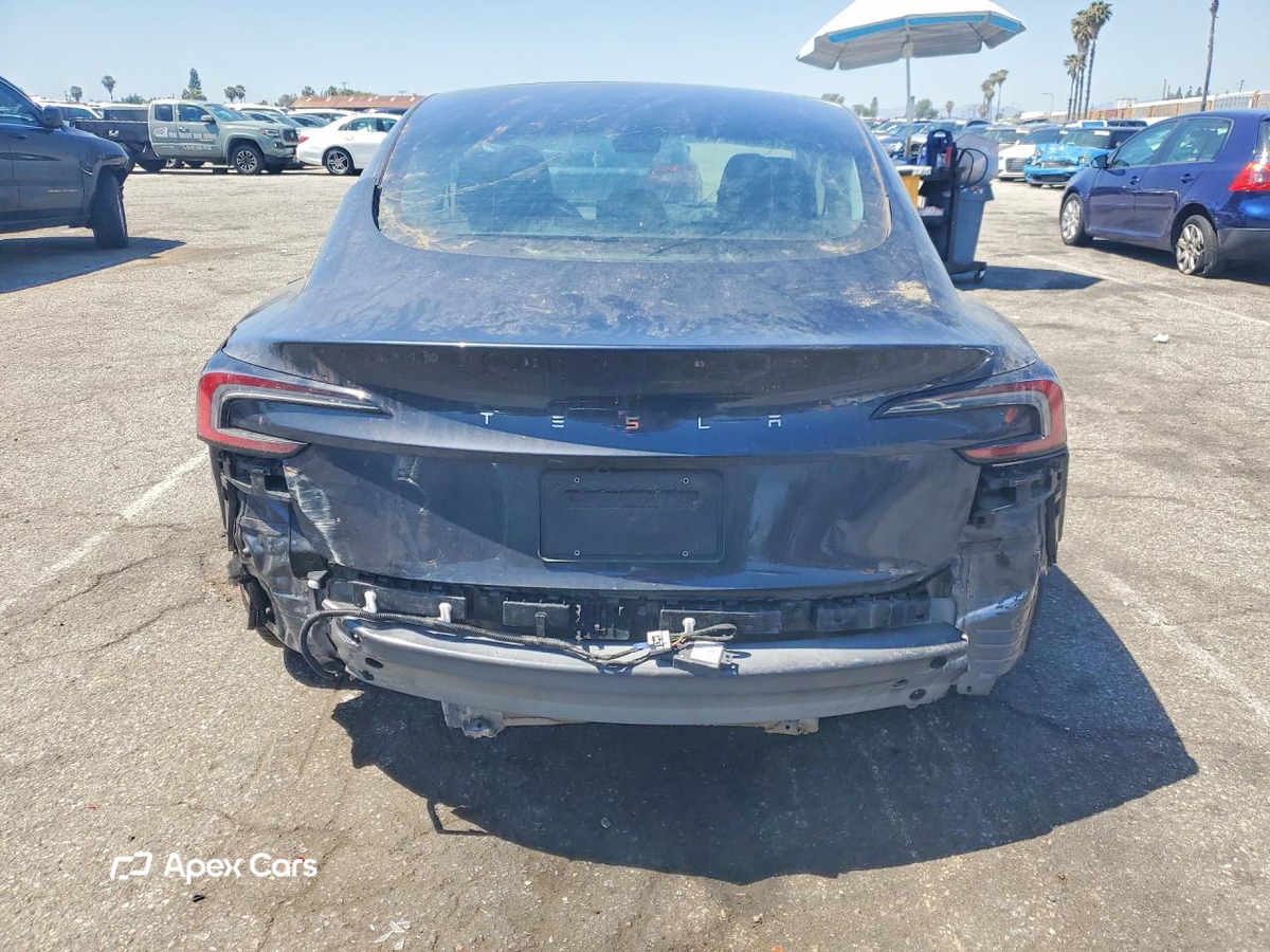 Tesla Model 3 2025