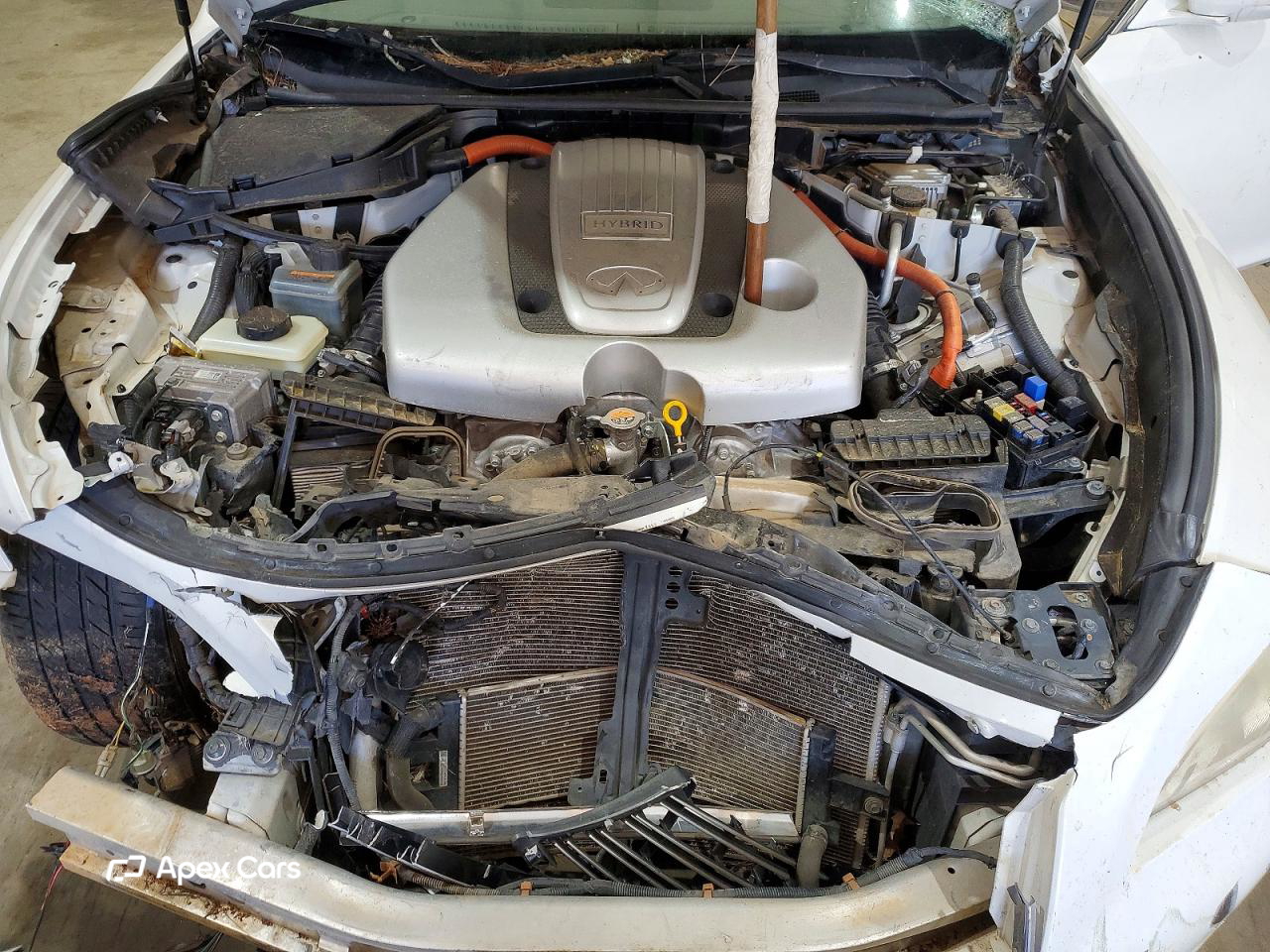 Infiniti M 2012