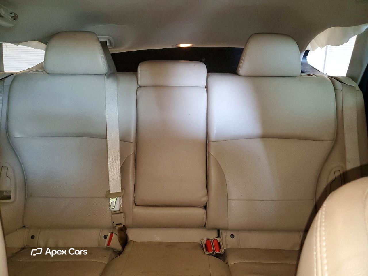 Subaru Outback 2016