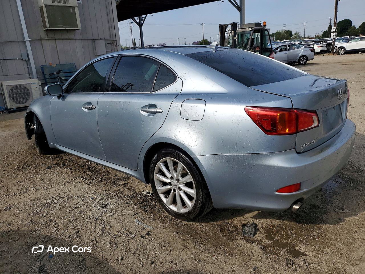 Lexus IS 2010
