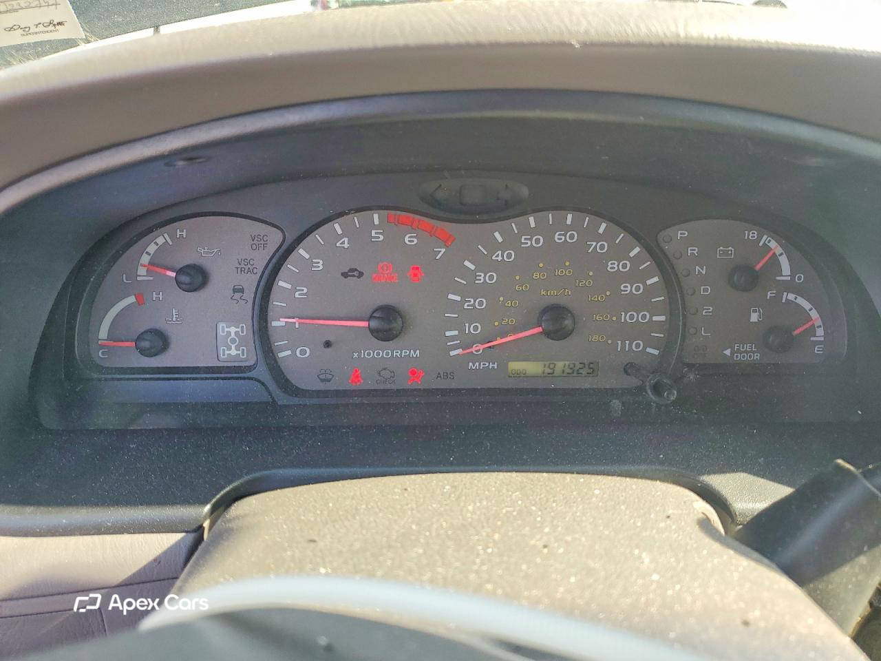 Toyota Sequoia 2004