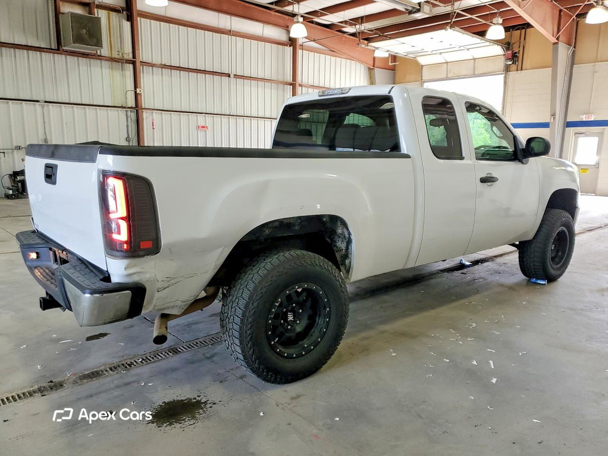 GMC Sierra 2011