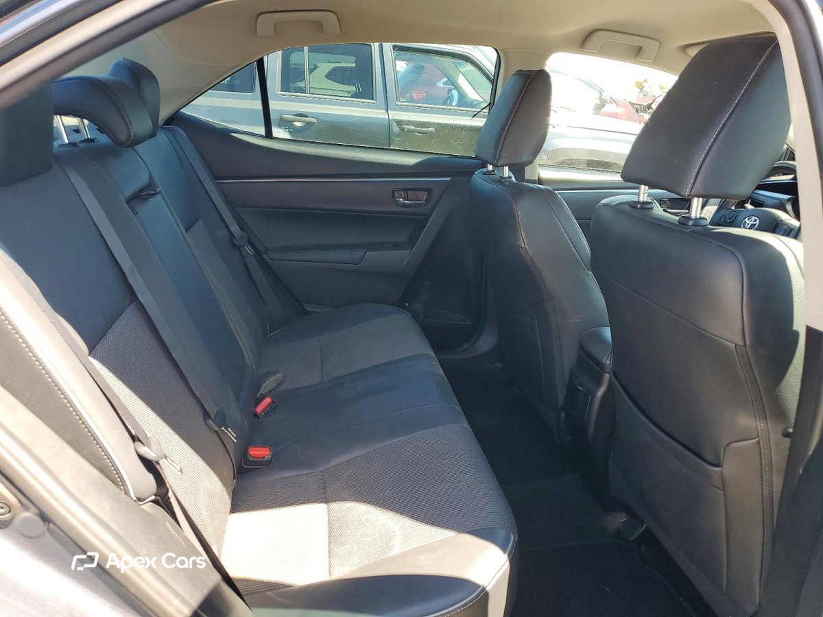 Toyota Corolla 2015
