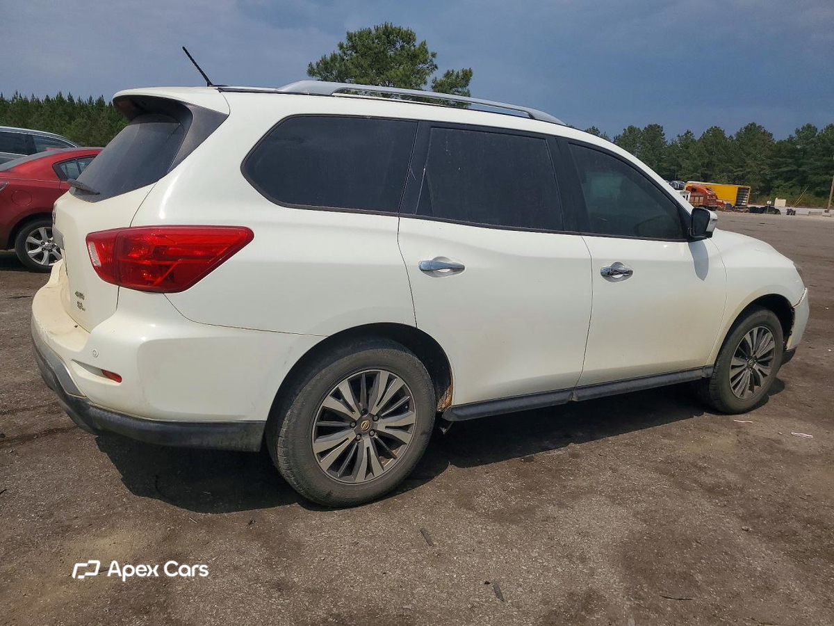 Nissan Pathfinder 2018