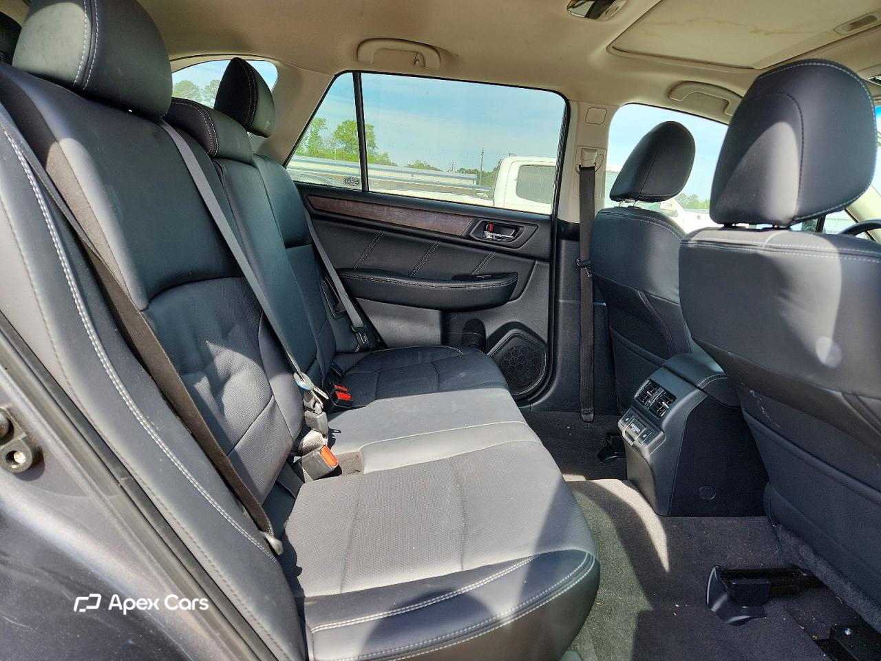 Subaru Outback 2018