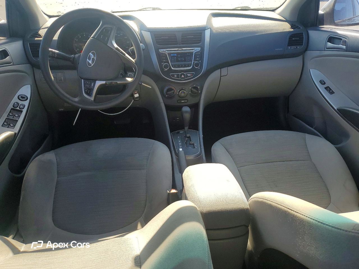 Hyundai Accent 2015